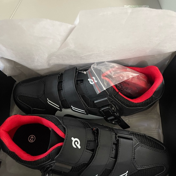 Peloton Shoes - BNWT Peloton Cycling Shoes